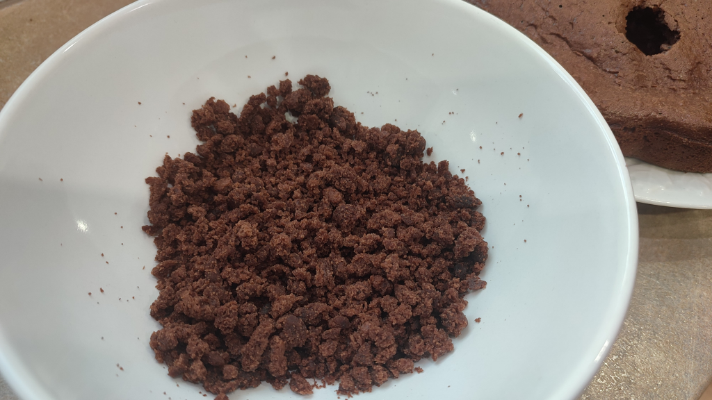 Пълнен какаов кекс с домашен крем-Стъпка-8206