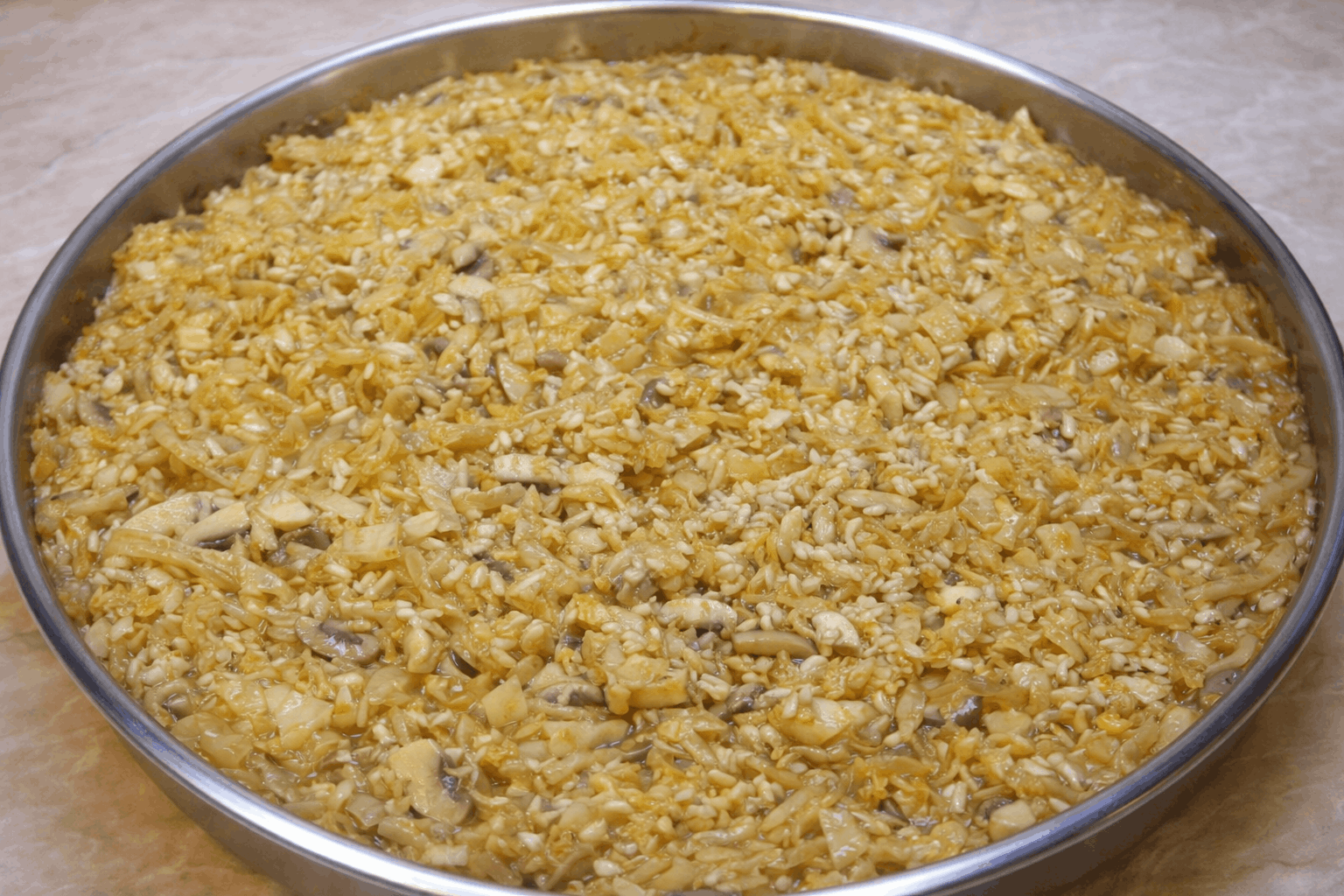 🥬 Кисело зеле с гъби и ориз-Стъпка-3138